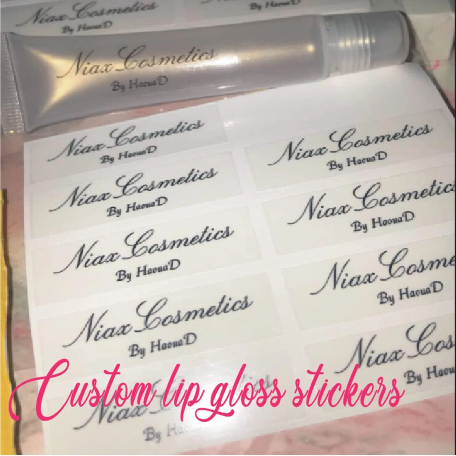 100 Pieces Lip Gloss Stickers,Clear Lip Gloss Tube Label Personalized Vinyl Label for Lip Gloss Empty Tube Empty Bottle Lip Gloss Sticker Lip Gloss DIY Sticker,Sticker Waterproof (1x3cm100PCS)