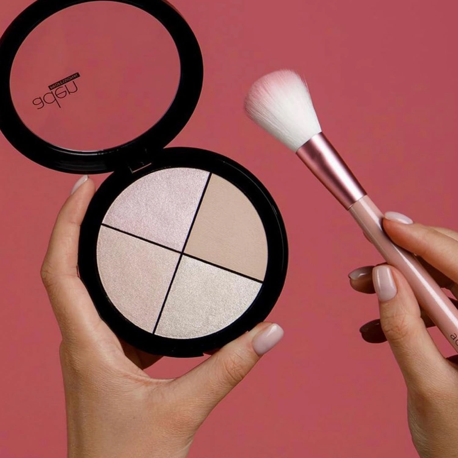 Aden 4 highlighter palette makeup – 22gr – Natural & Durable Quality– Light Coverage & Inner Glow – MADE IN ITALY (Highlighter Palette)