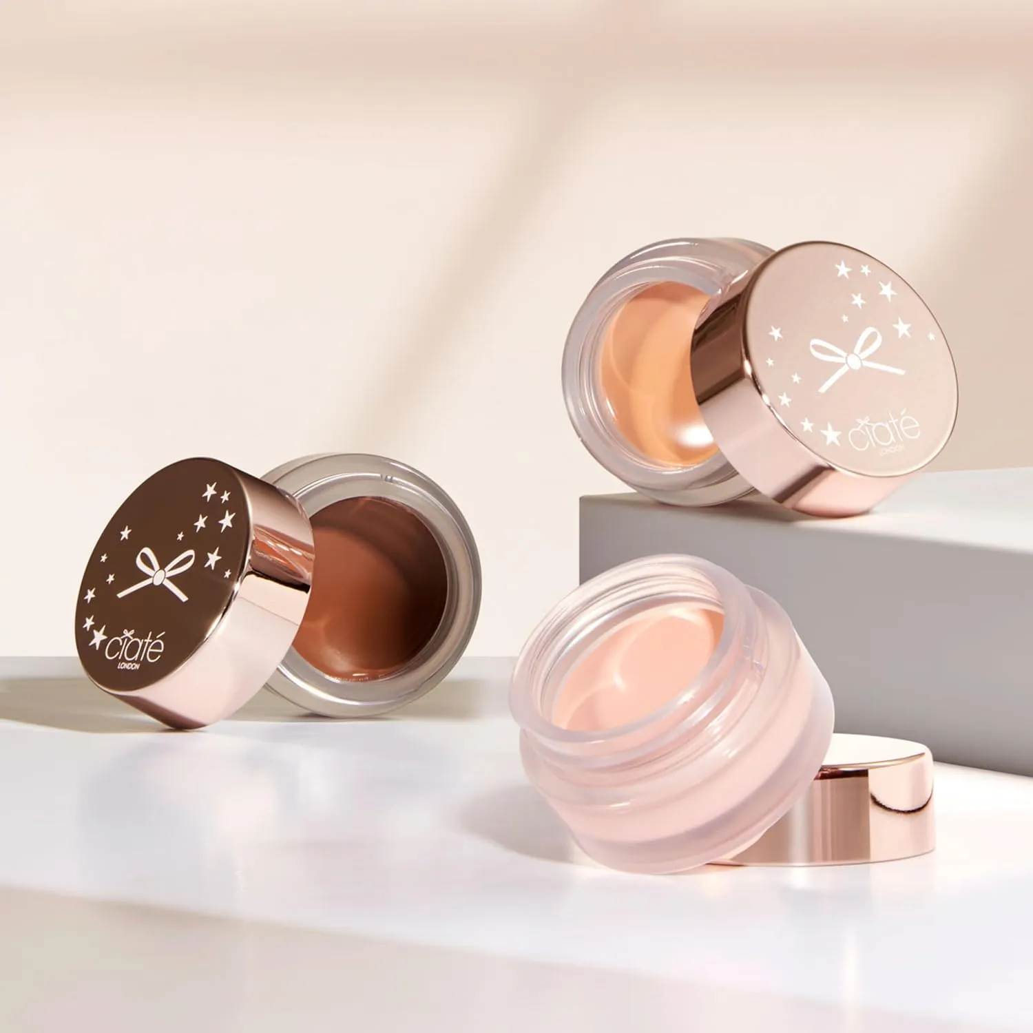 Ciaté London Extraordinary Brightening Undereye Perfector, Enriched With Vitamin C & Hyaluronic Acid, Medium