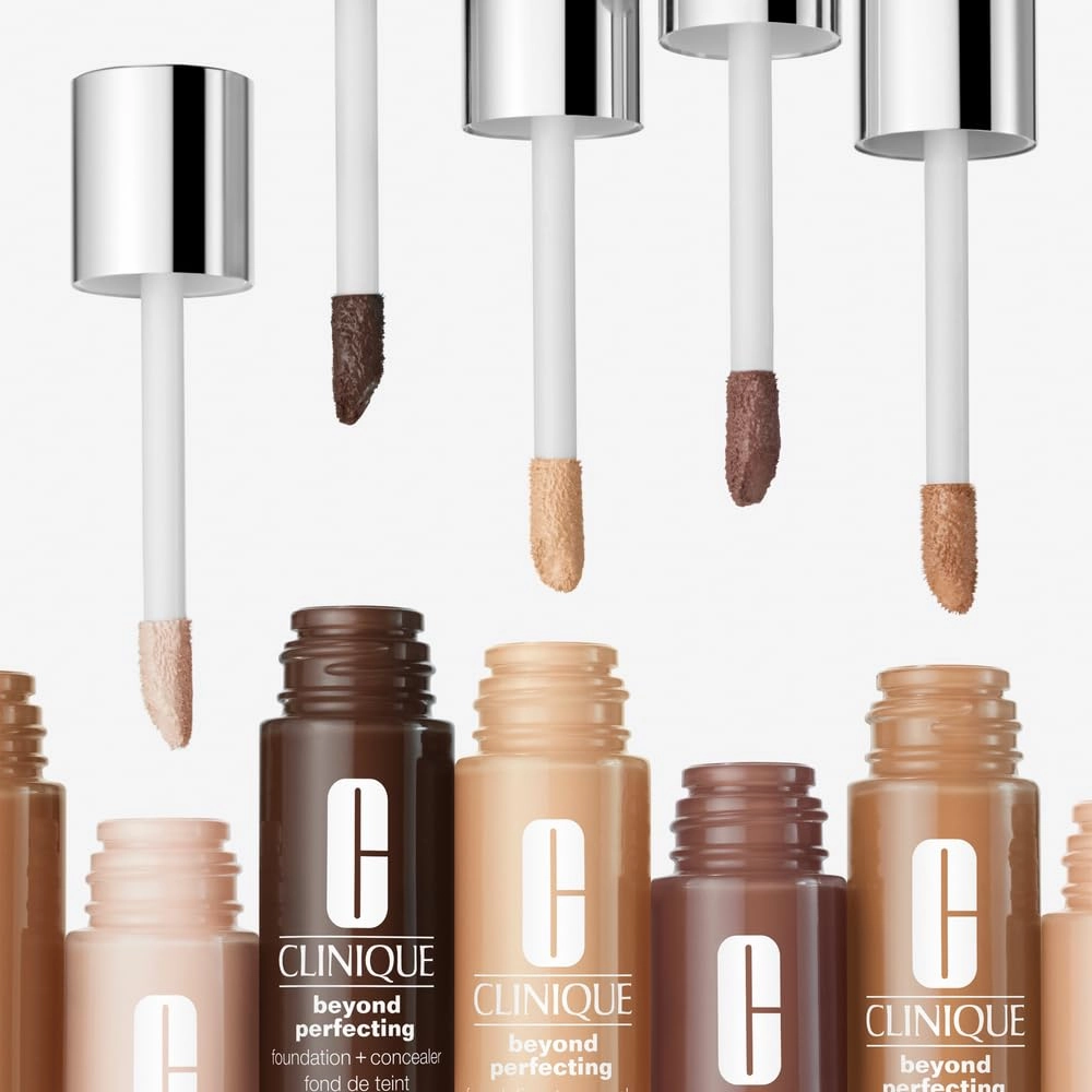 Clinique Beyond Perfecting Liquid Lightweight Full Coverage Foundation   Concealer For Dry Combination to Oily Skin Types