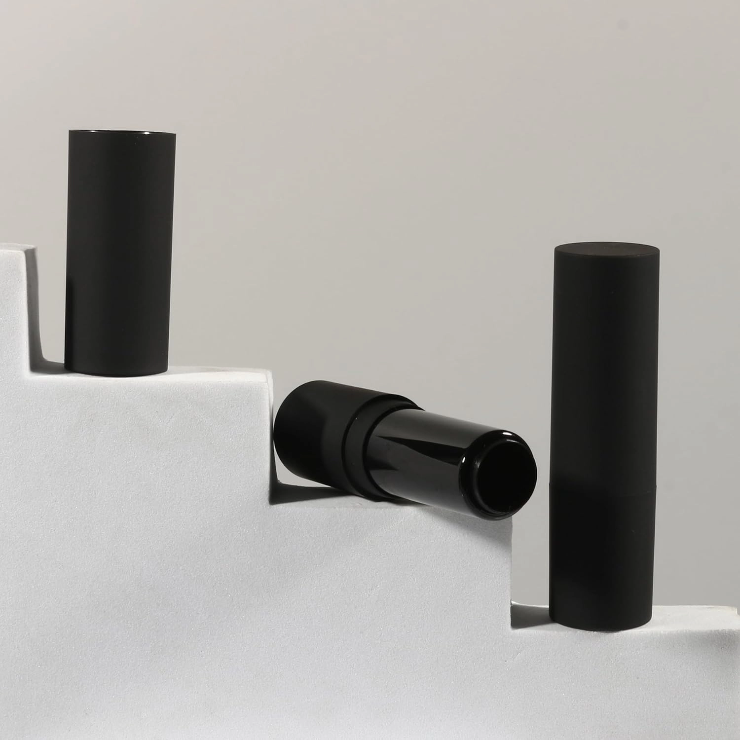 COSIDEA 30pcs Empty Round Matte Black 12.1mm lipstick tubes Man's lipbalm container DIY cosmetic packing tube