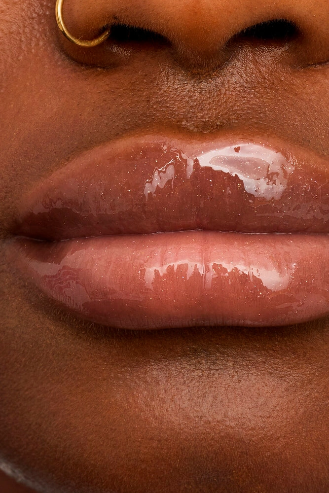 Essence Extreme Shine Volume Lipgloss 102