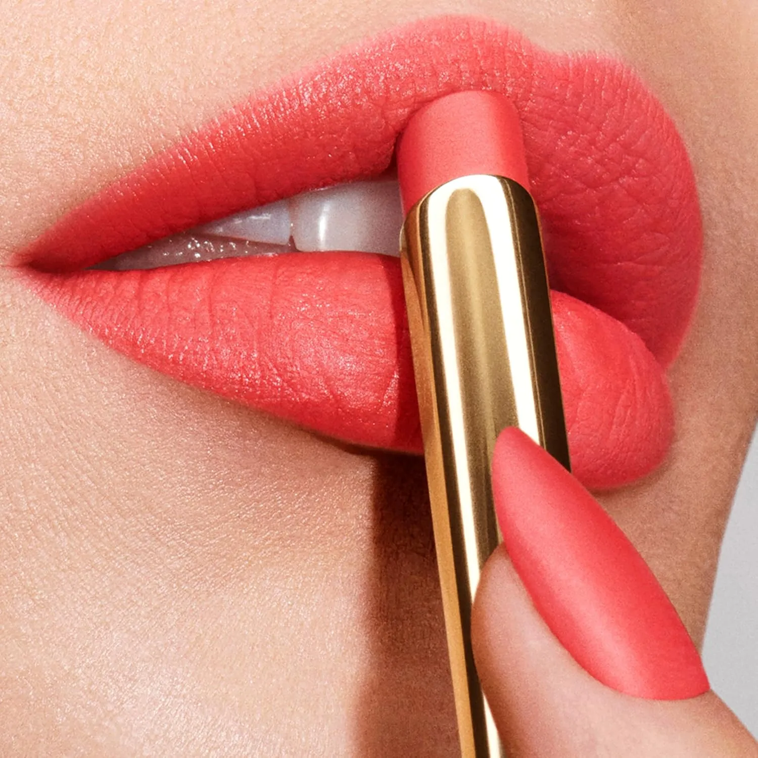 Estée Lauder Pure Color Explicit Long-Lasting Silk Matte Lipstick |12-Hour Wear