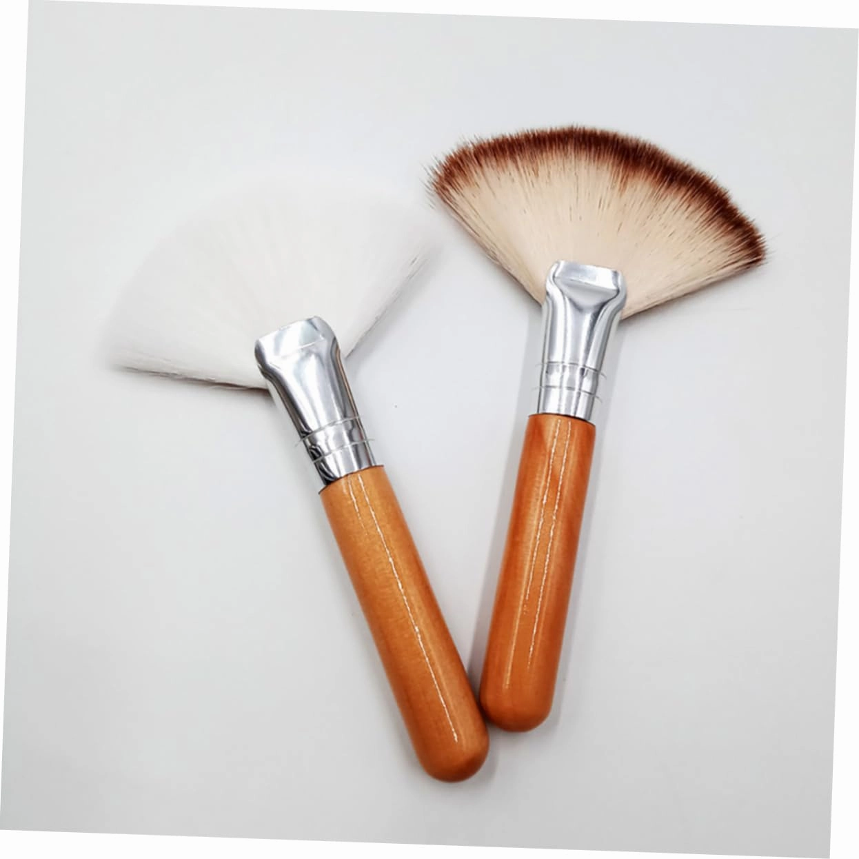 Hemoton 4sets Long Handle Highlighter Makeup Brush Fluffy Soft Brush for 4pcs*4