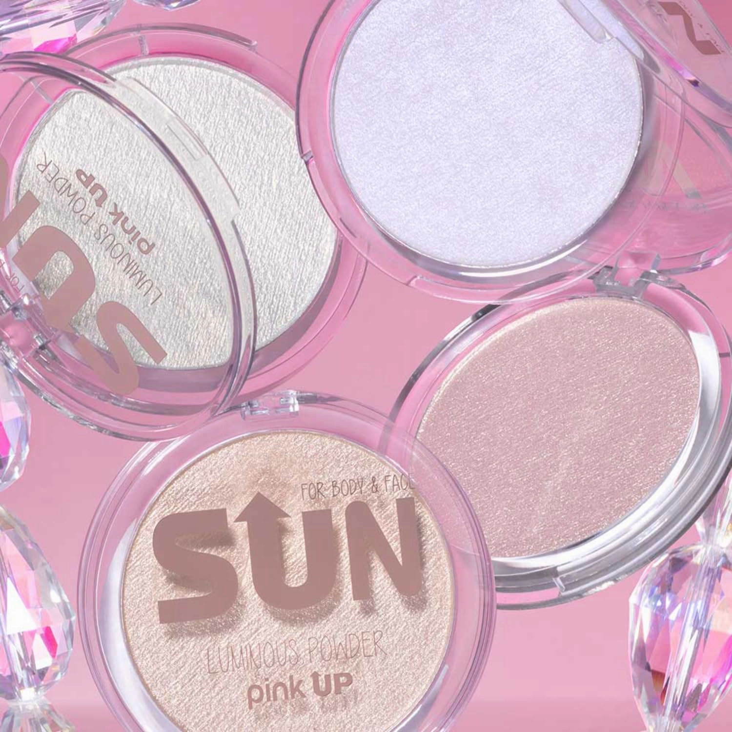 Luminous Powder| Highlighter Make Up| HighLight | Powder Illuminator| Provides luminosity to the face| High pigmentation| Luminous finish| Model PKIP05