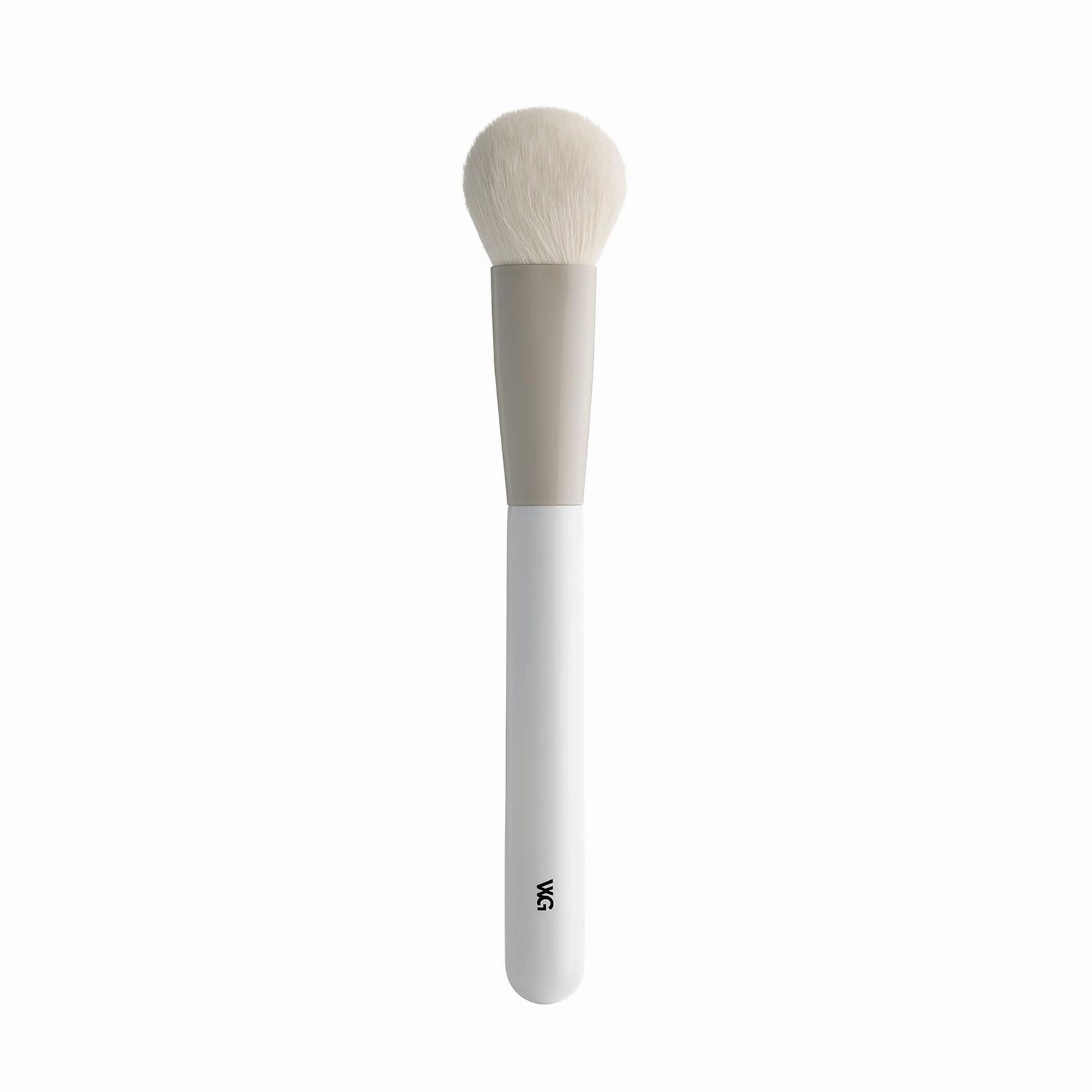 Luna Edition Blusher Brush #2 Amazon Exclusive