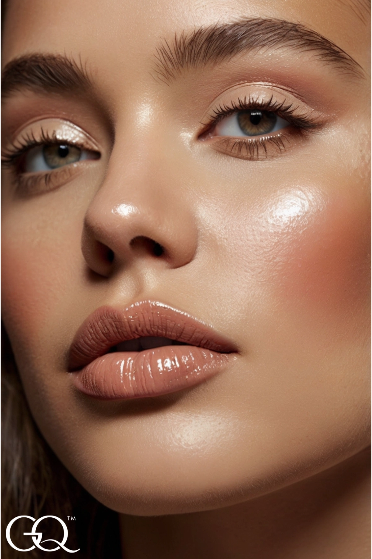 Luxury Cream Lipstick - Runway Red (3.4g) | GLOWNIQUE