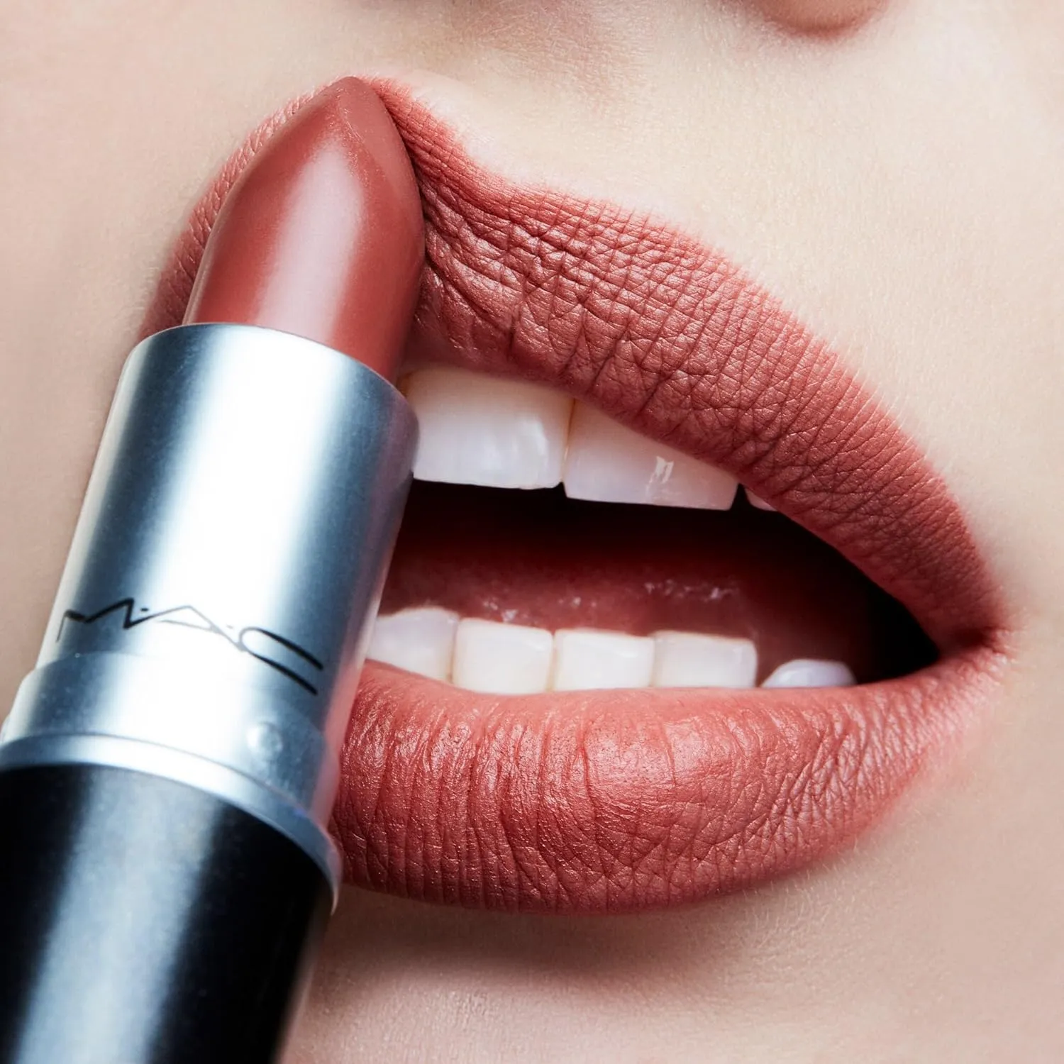 MAC Matte Lipstick Whirl, Multi, 0.1 Ounce