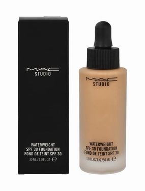 MAC Studio Waterweight Foundation - NC37