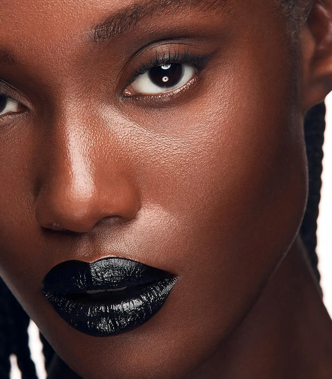 MAKE Beauty Cream Supreme Long-Lasting Lipstick. High Impact Hydrating Lip Color with Emollient Moisturizing Formula. Creamy Semi-Glossy Lipstick - Shade, Blackout