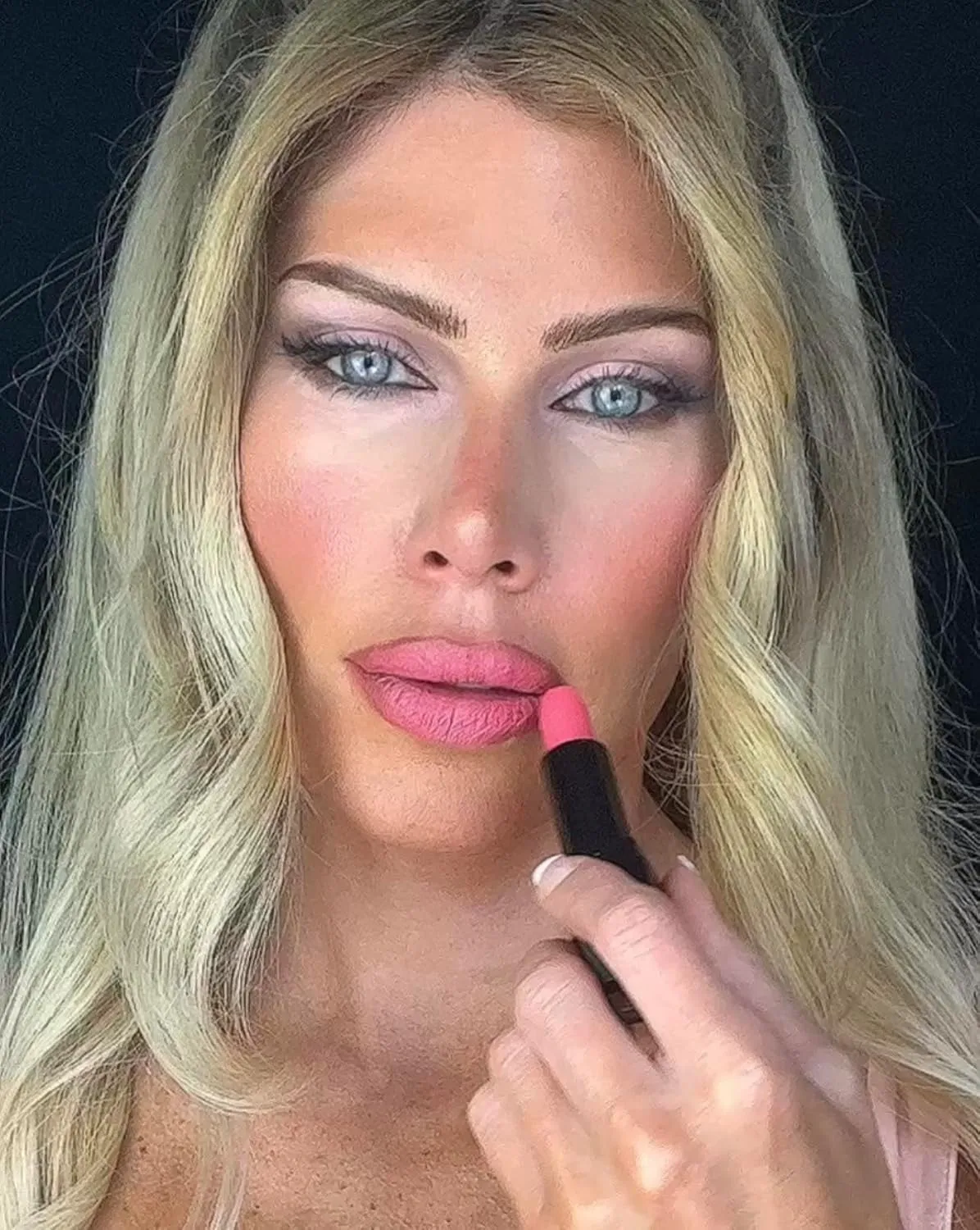 Matte Lipstick (Cupcake)