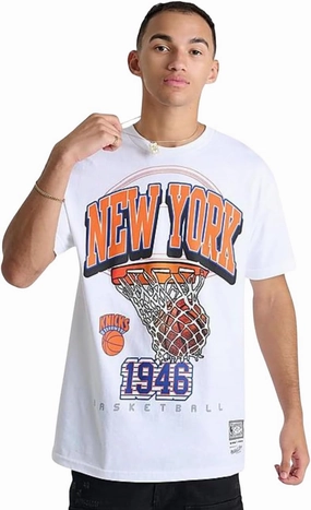 Mitchell & Ness Men's York Knicks NBA Swagger Graphic T-Shirt