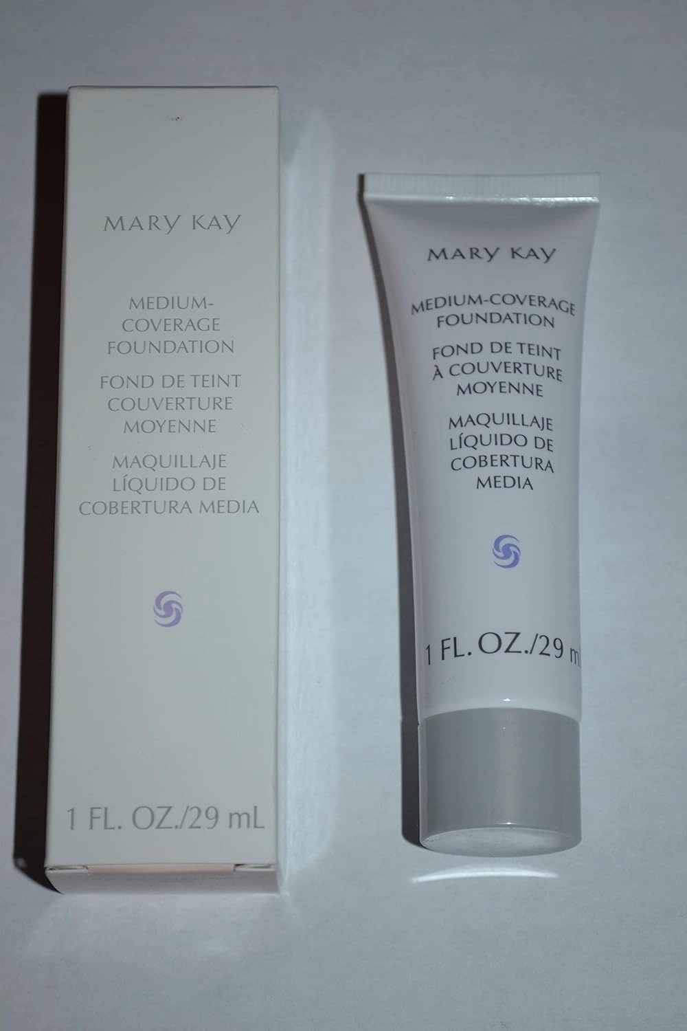 MK MEDIUM COVERAGE LIQUID FOUNDATION IVORY 100