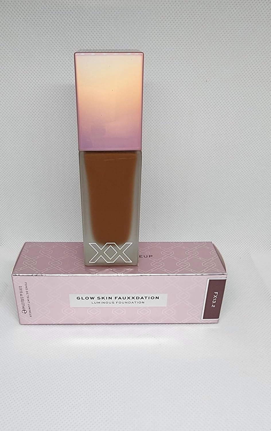 Revolution Glow Skin Fauxxdation FX13.2 Luminous Foundation, Infused with Hyaluronic Acid To Hydrate the Skin
